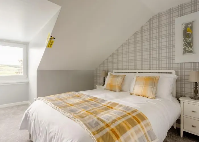 Hot Tub, Holiday Home In Rural Aberdeen, Near To Stonehaven & Aberdeen City, Superhost.
